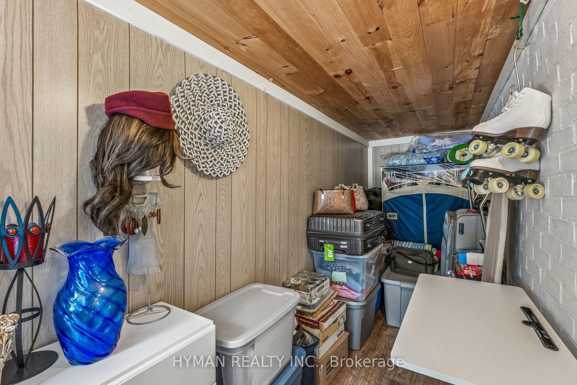 Photo 23 of 240 - 242 Russell Avenue, St. Catharines, Downtown — HOMEH