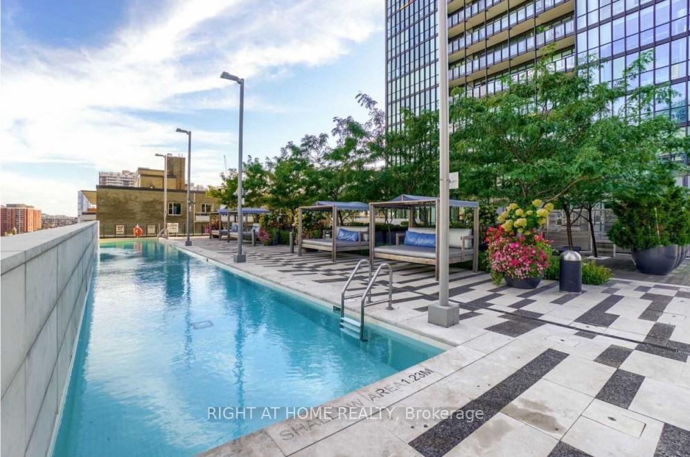 Photo 13 of Unit 520, 101 Charles Street E, Toronto, Church-Yonge Corridor — HOMEH