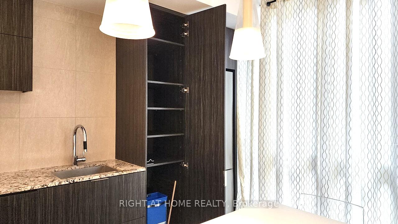 Photo 34 of Unit 520, 101 Charles Street E, Toronto, Church-Yonge Corridor — HOMEH