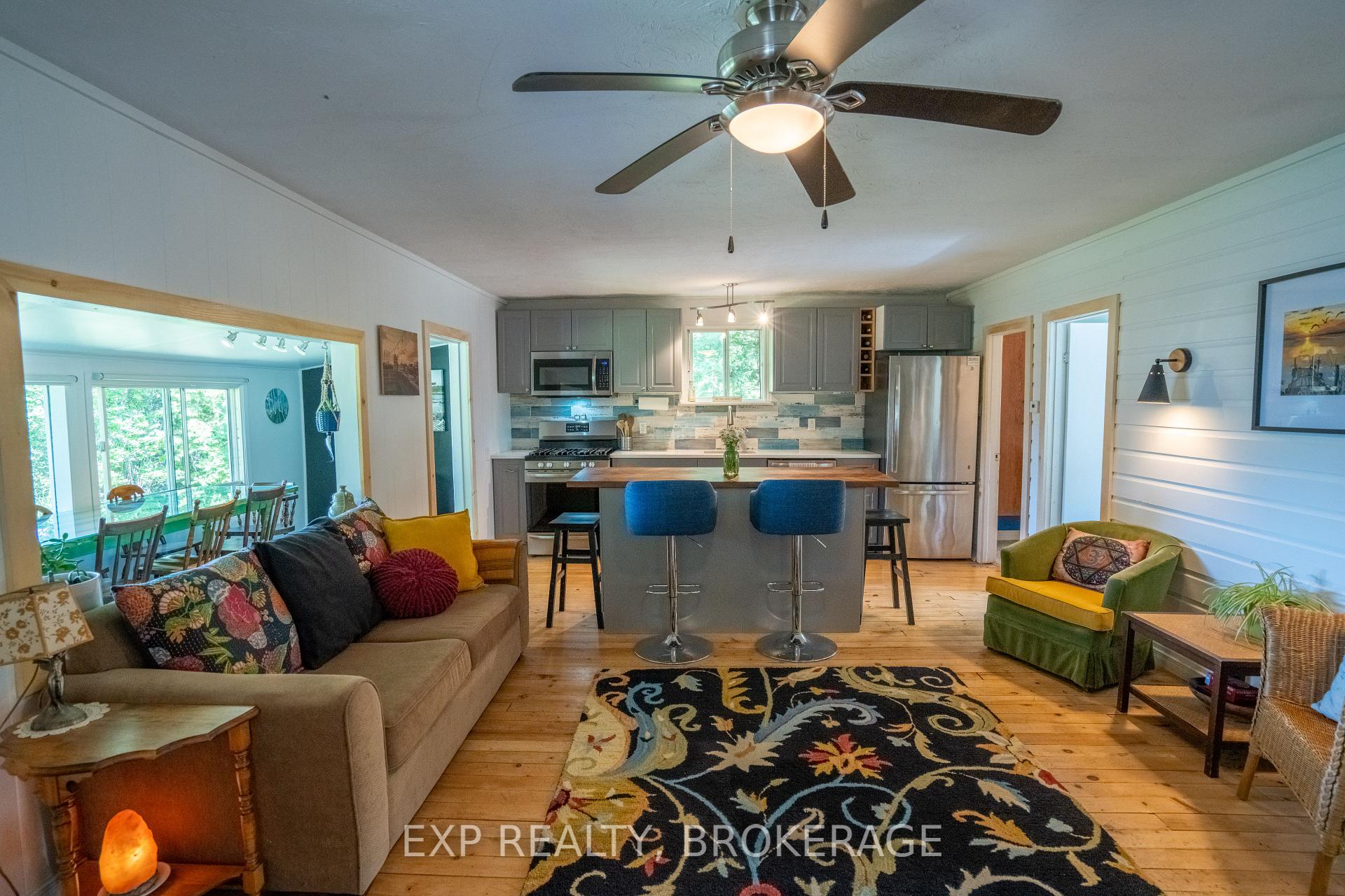 Photo 9 of 1026 Arcol Road, Frontenac, Frontenac North — HOMEH