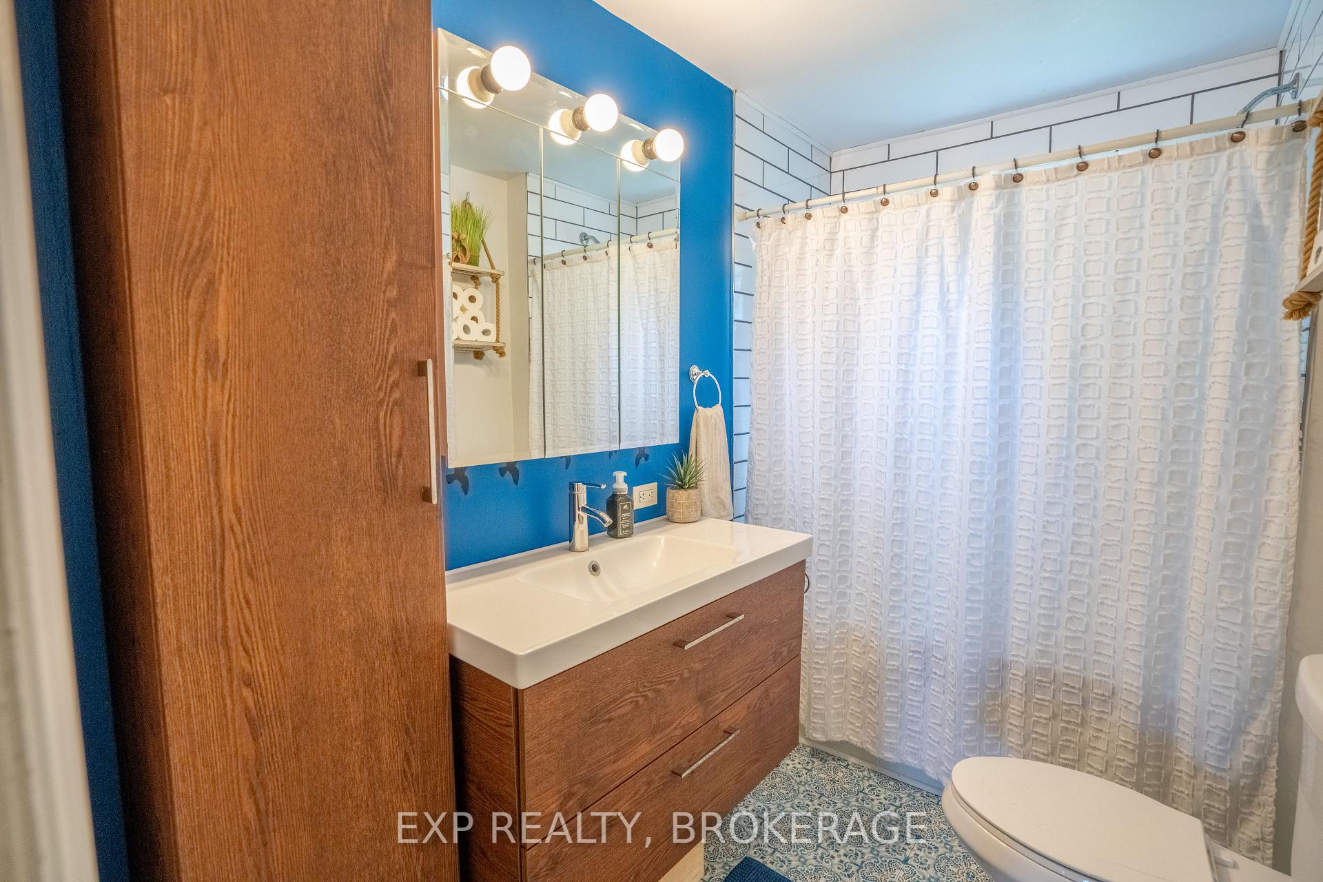 Photo 25 of 1026 Arcol Road, Frontenac, Frontenac North — HOMEH
