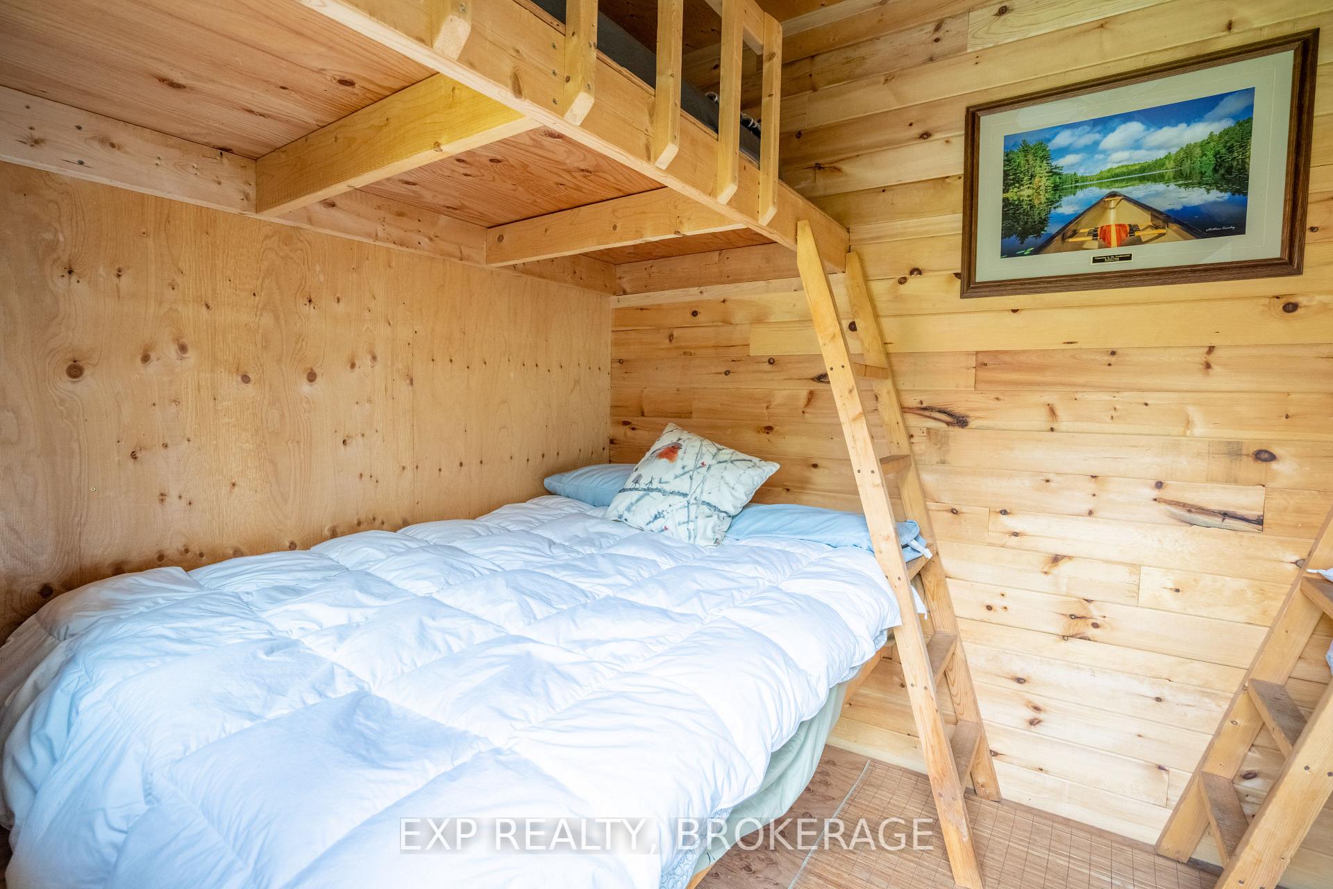 Photo 32 of 1026 Arcol Road, Frontenac, Frontenac North — HOMEH