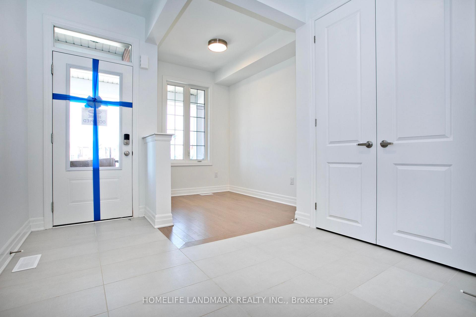 Photo 2 of 49 Brock Meadow Crescent, Markham, Rural Markham — HOMEH