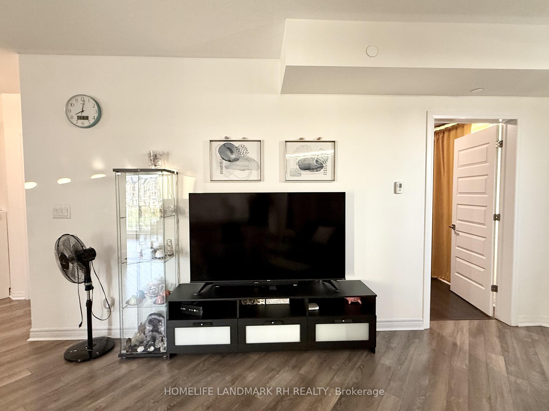 Photo 12 of Unit 312, 58 Adam Sellers Street, Markham, Cornell — HOMEH