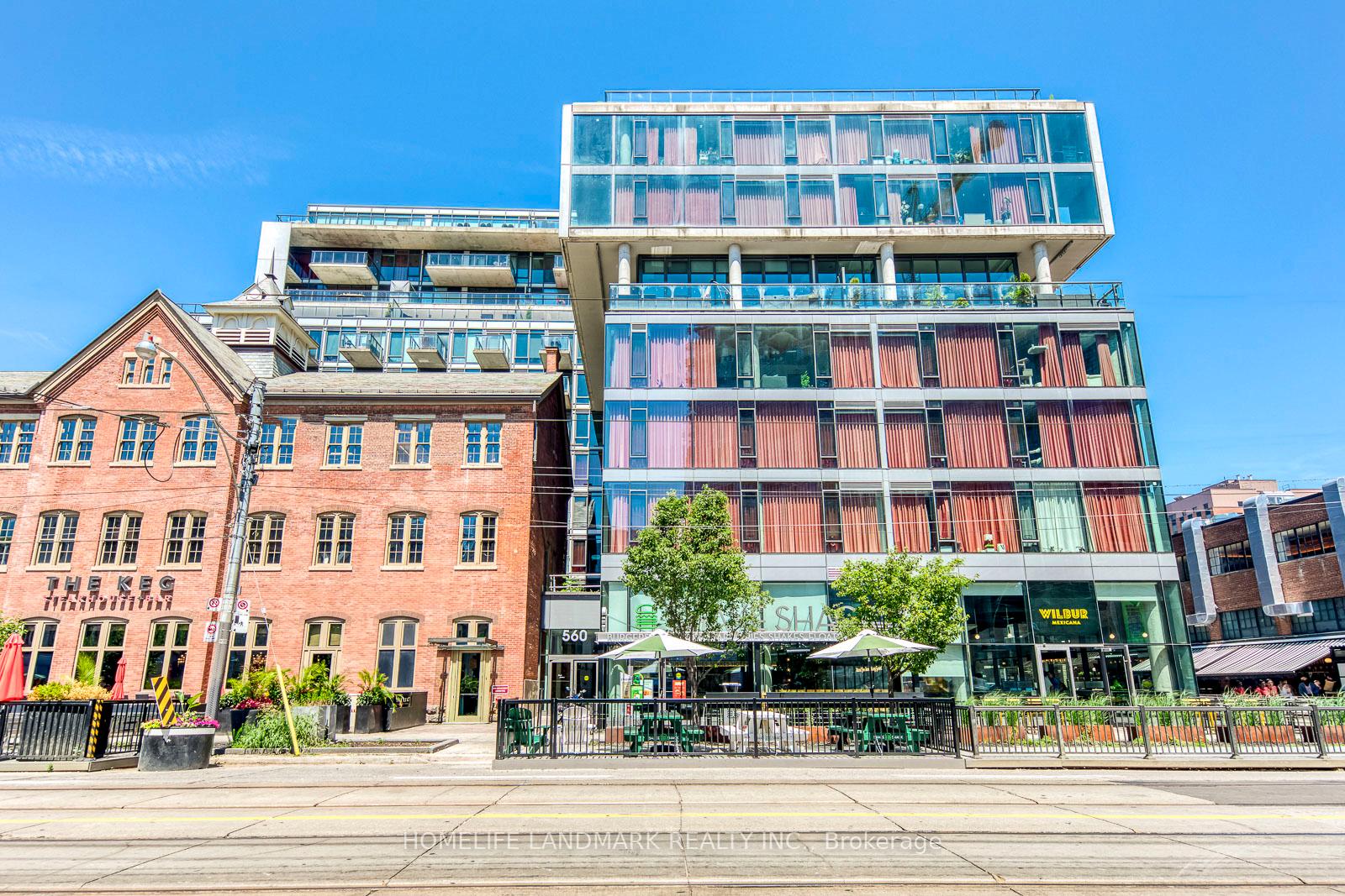 Front of Unit 519, 560 King Street W