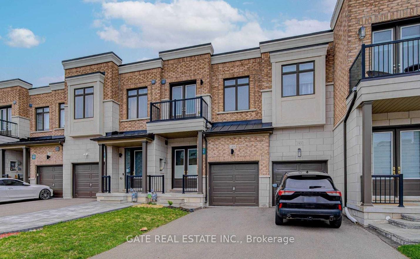 Photo 1 of 189 Elyse Court, Aurora, Bayview Northeast — HOMEH