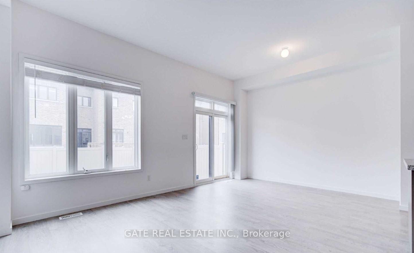 Photo 13 of 189 Elyse Court, Aurora, Bayview Northeast — HOMEH