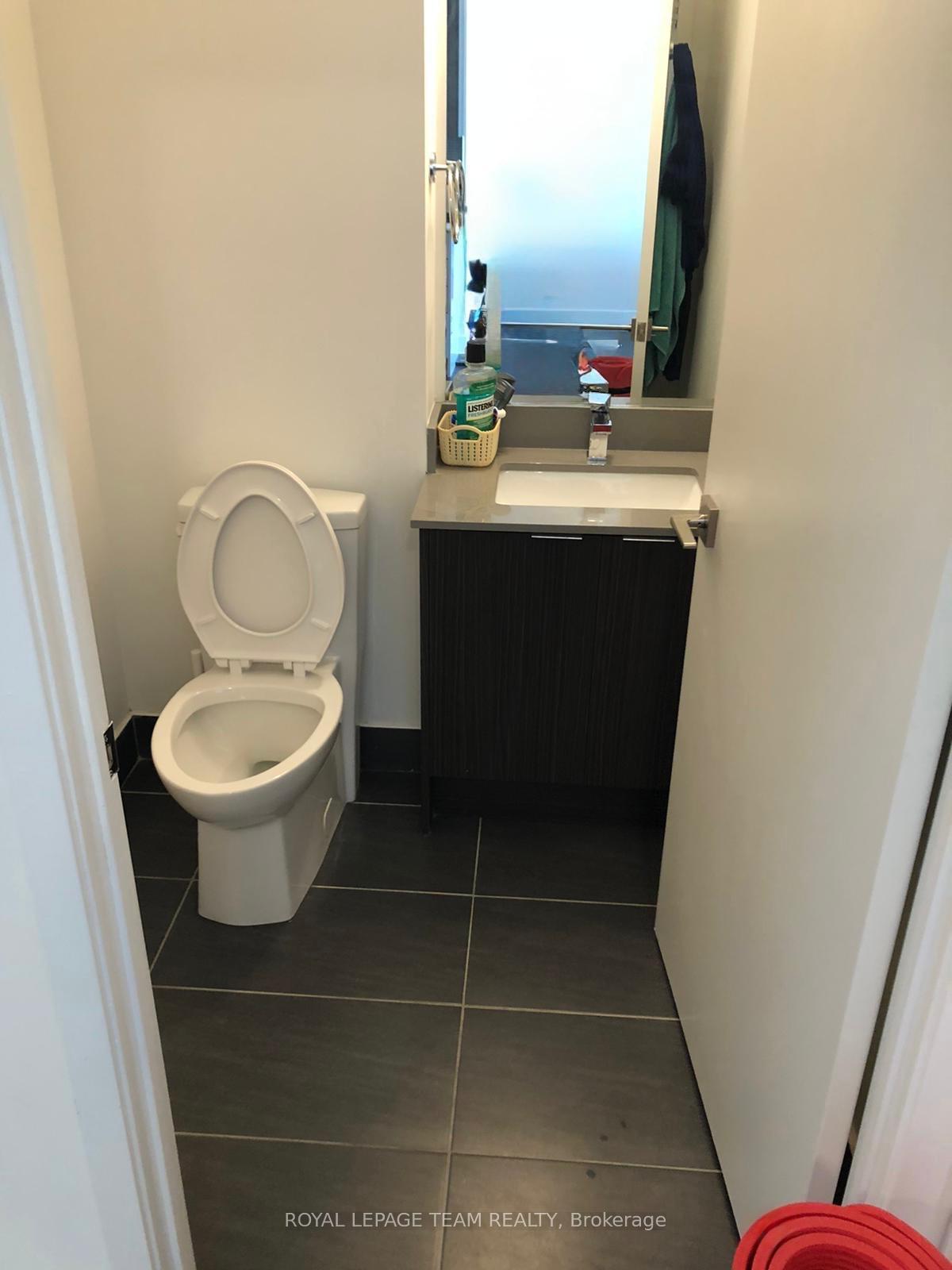 Photo 6 of Unit 501, 2916 Highway 7, Vaughan, Concord — HOMEH