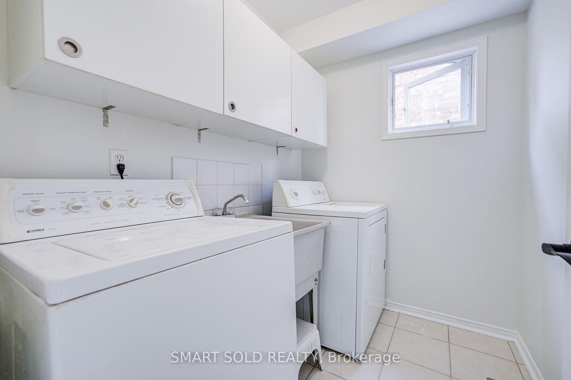 Photo 19 of 19 Justus Drive, Richmond Hill, Devonsleigh — HOMEH