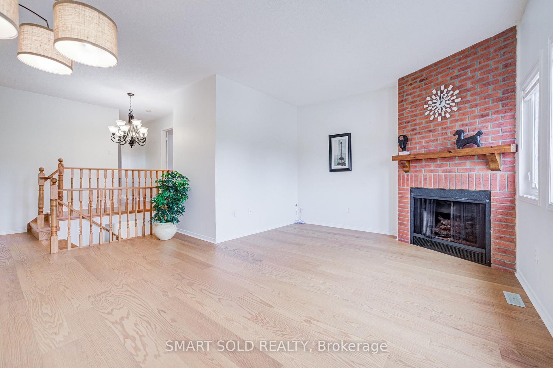 Photo 22 of 19 Justus Drive, Richmond Hill, Devonsleigh — HOMEH
