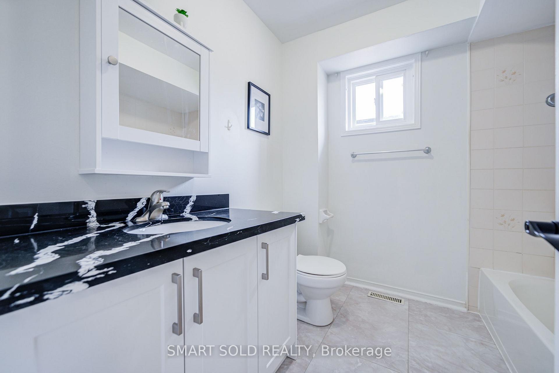 Photo 27 of 19 Justus Drive, Richmond Hill, Devonsleigh — HOMEH