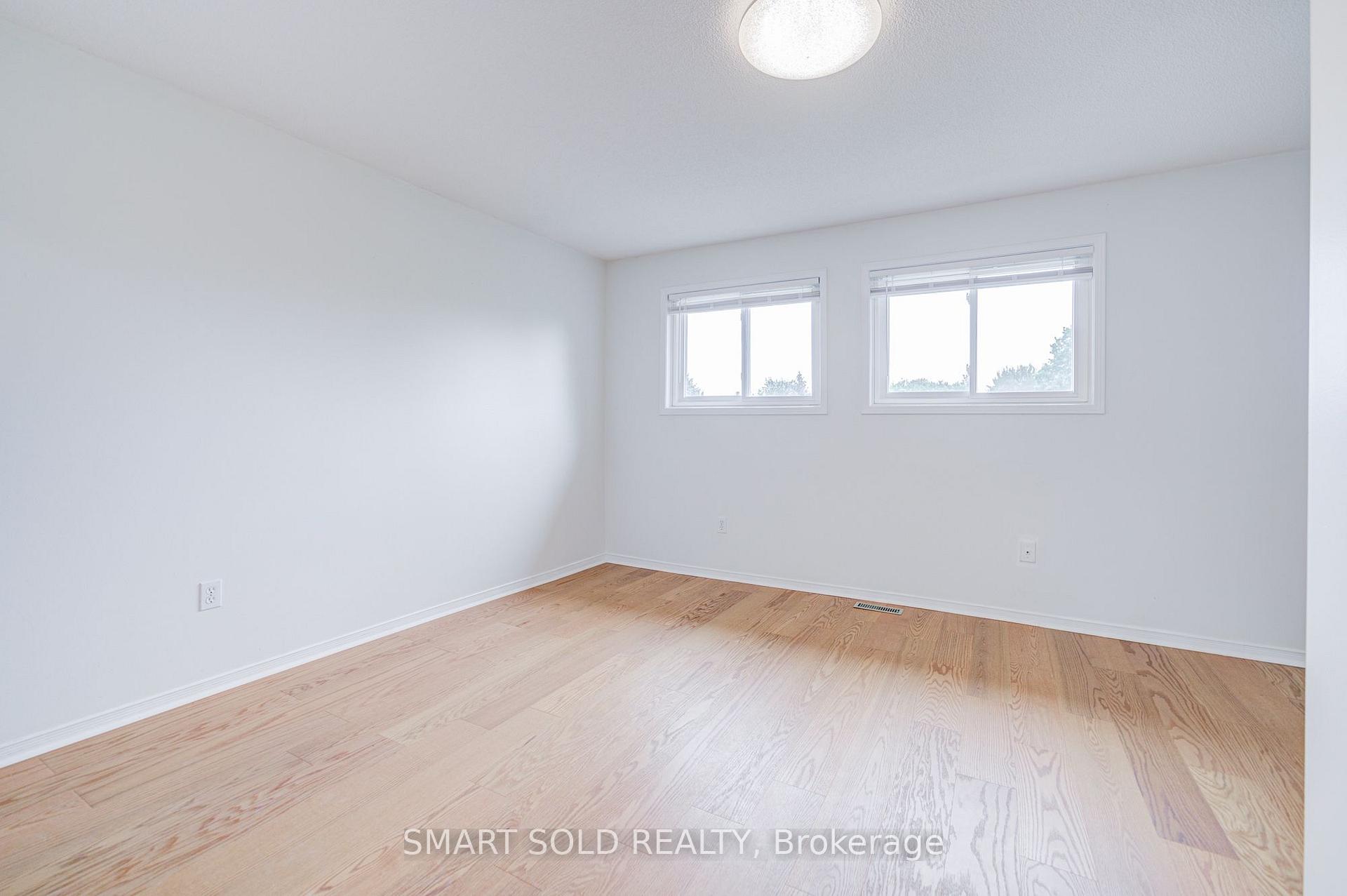 Photo 28 of 19 Justus Drive, Richmond Hill, Devonsleigh — HOMEH