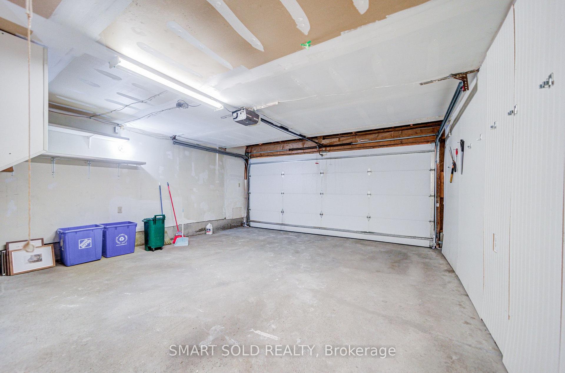 Photo 32 of 19 Justus Drive, Richmond Hill, Devonsleigh — HOMEH