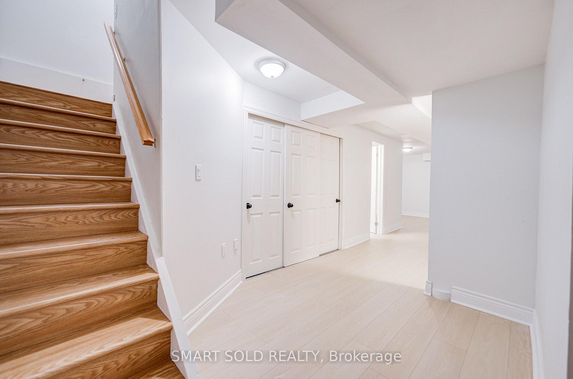 Photo 36 of 19 Justus Drive, Richmond Hill, Devonsleigh — HOMEH