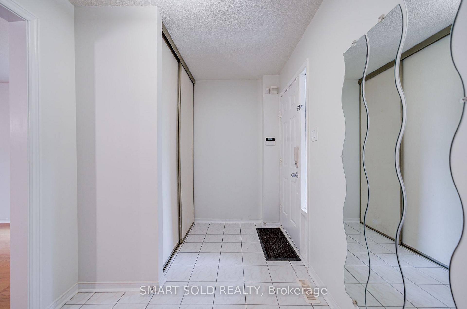 Photo 47 of 19 Justus Drive, Richmond Hill, Devonsleigh — HOMEH