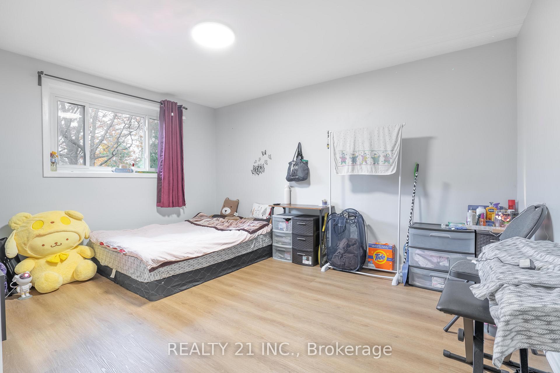 Photo 9 of 7 Brightside Drive, Scarborough, West Hill — HOMEH