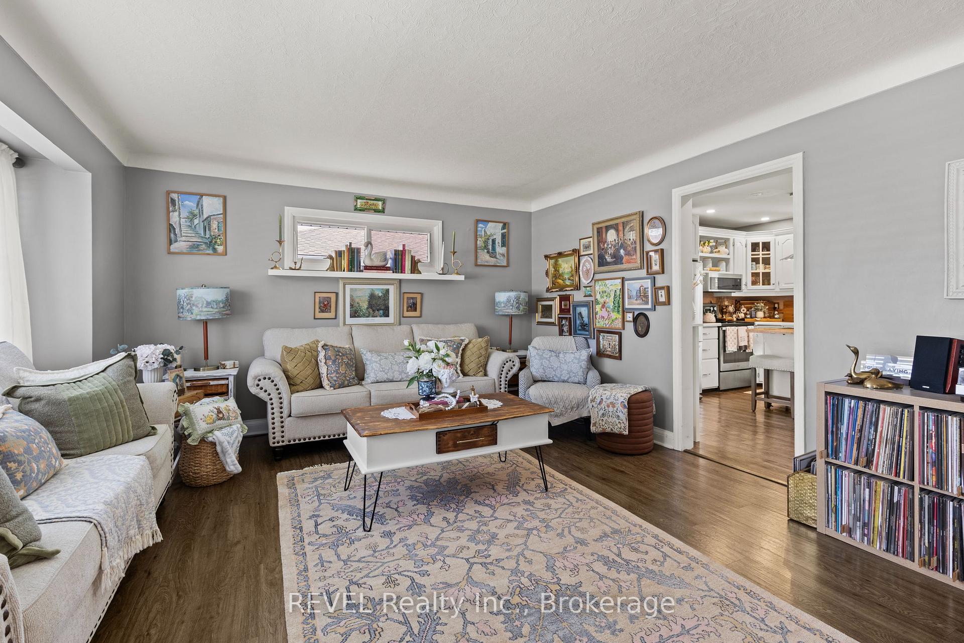 Photo 10 of 41 Rose Avenue, Thorold, Thorold Downtown — HOMEH