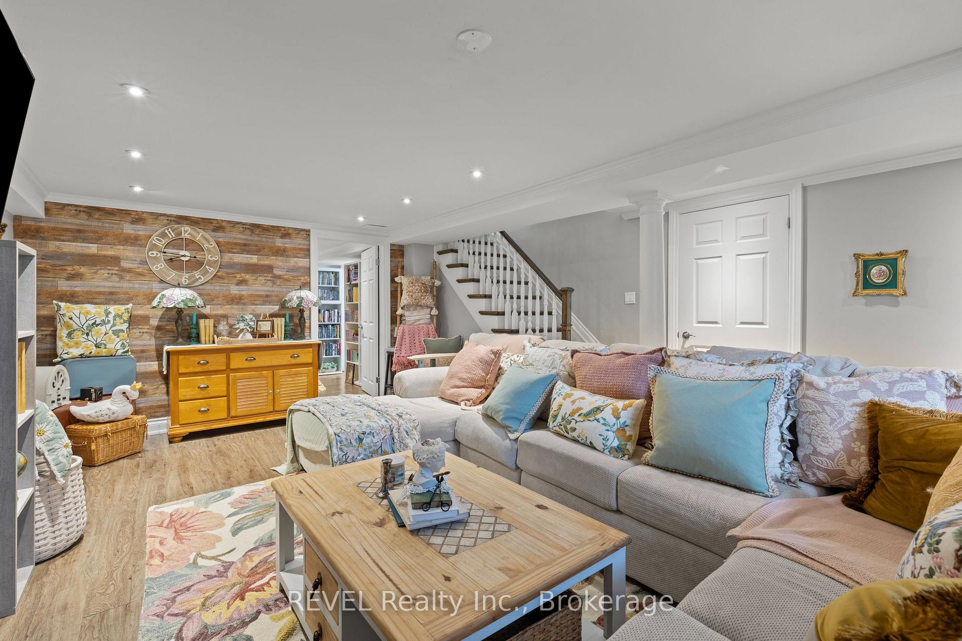 Photo 17 of 41 Rose Avenue, Thorold, Thorold Downtown — HOMEH
