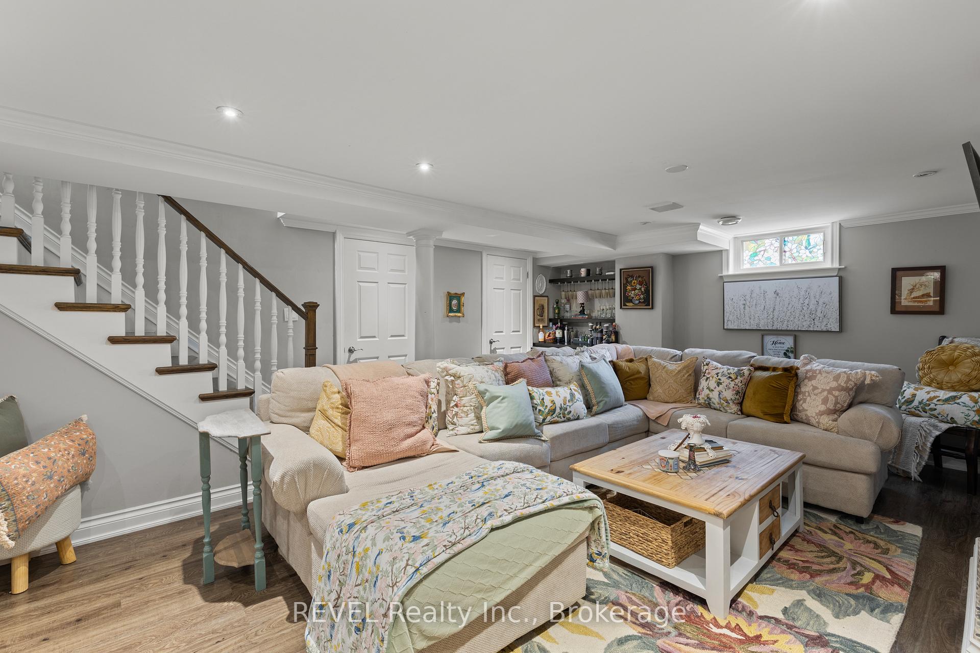 Photo 18 of 41 Rose Avenue, Thorold, Thorold Downtown — HOMEH
