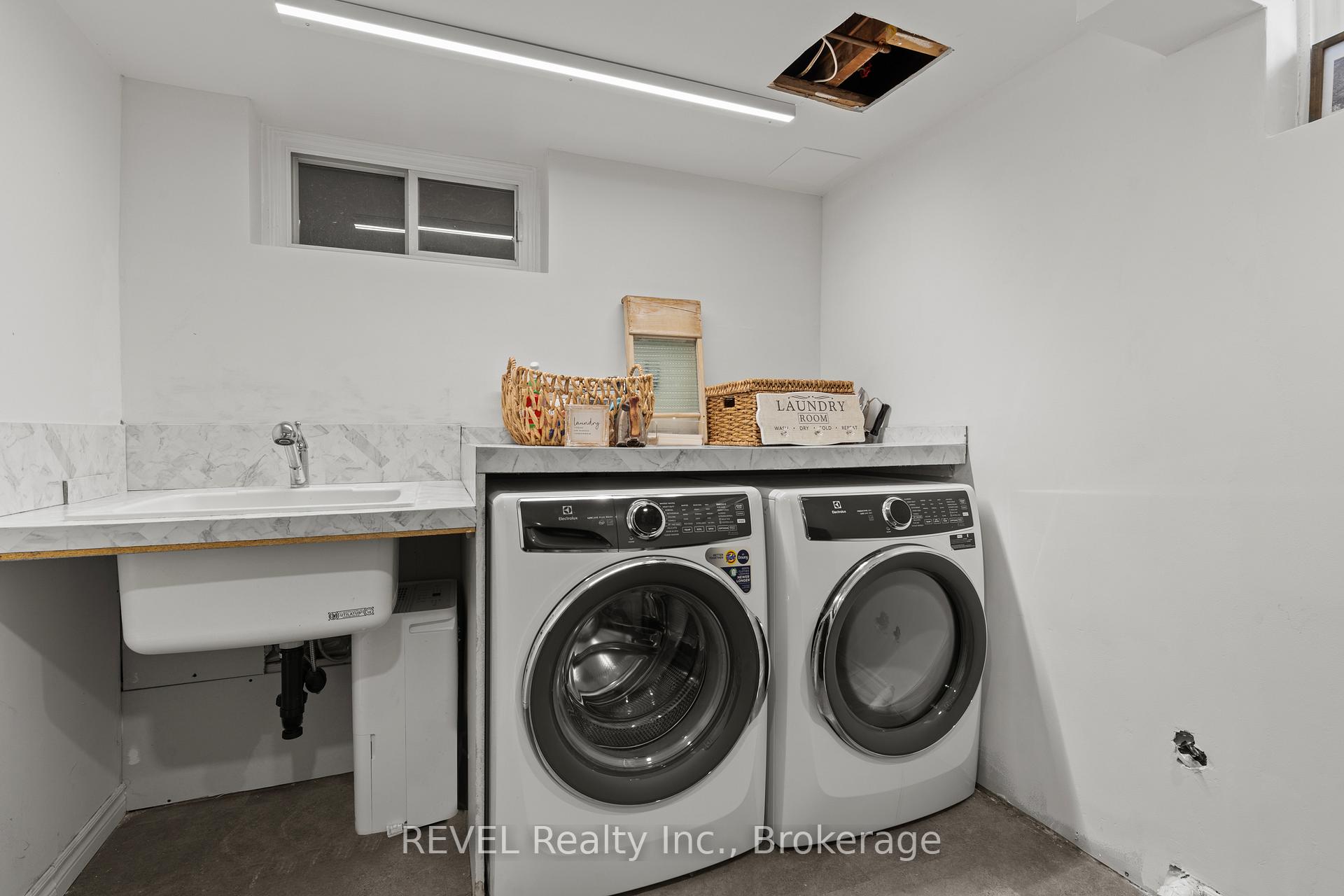 Photo 22 of 41 Rose Avenue, Thorold, Thorold Downtown — HOMEH
