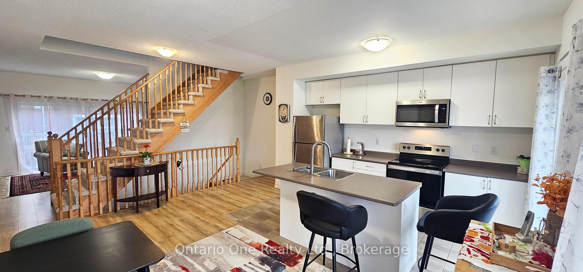 Photo 4 of 24 Surf Drive, Wasaga Beach — HOMEH