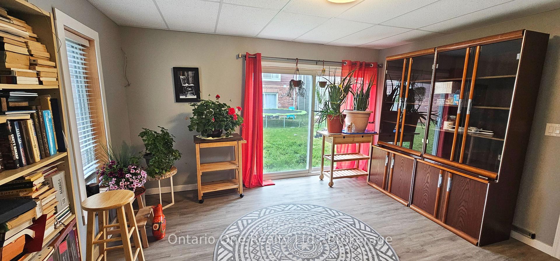 Photo 15 of 24 Surf Drive, Wasaga Beach — HOMEH