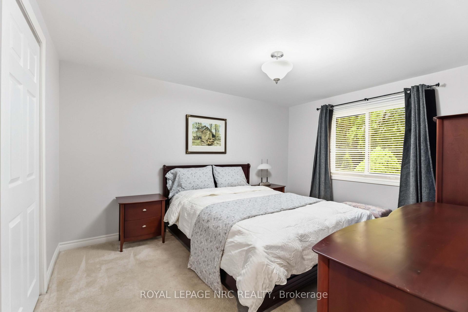 Photo 21 of 18 October Drive, St. Catharines, Lakeshore — HOMEH