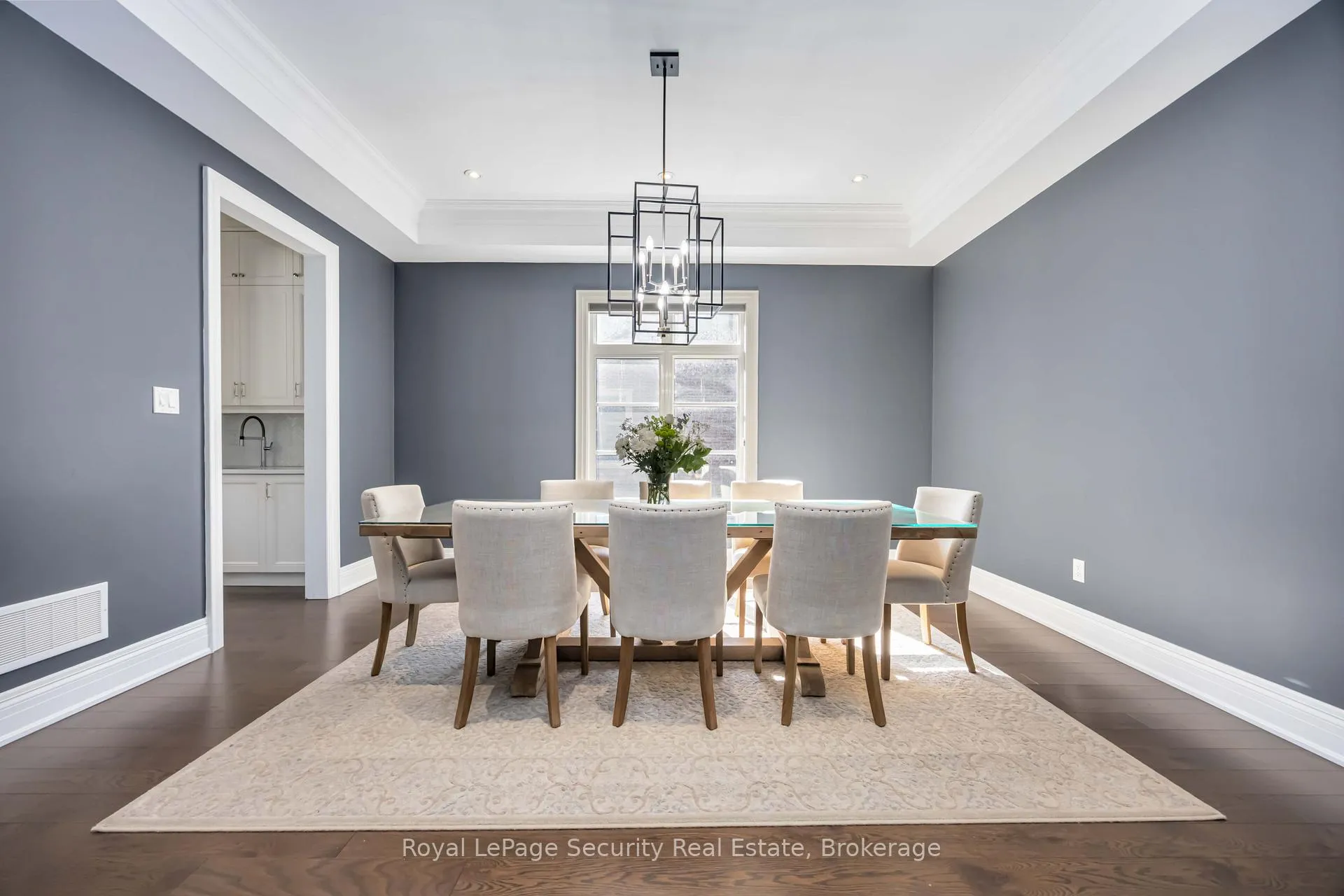 Photo 10 of 39 Endless Circle, Vaughan, Kleinburg — HOMEH