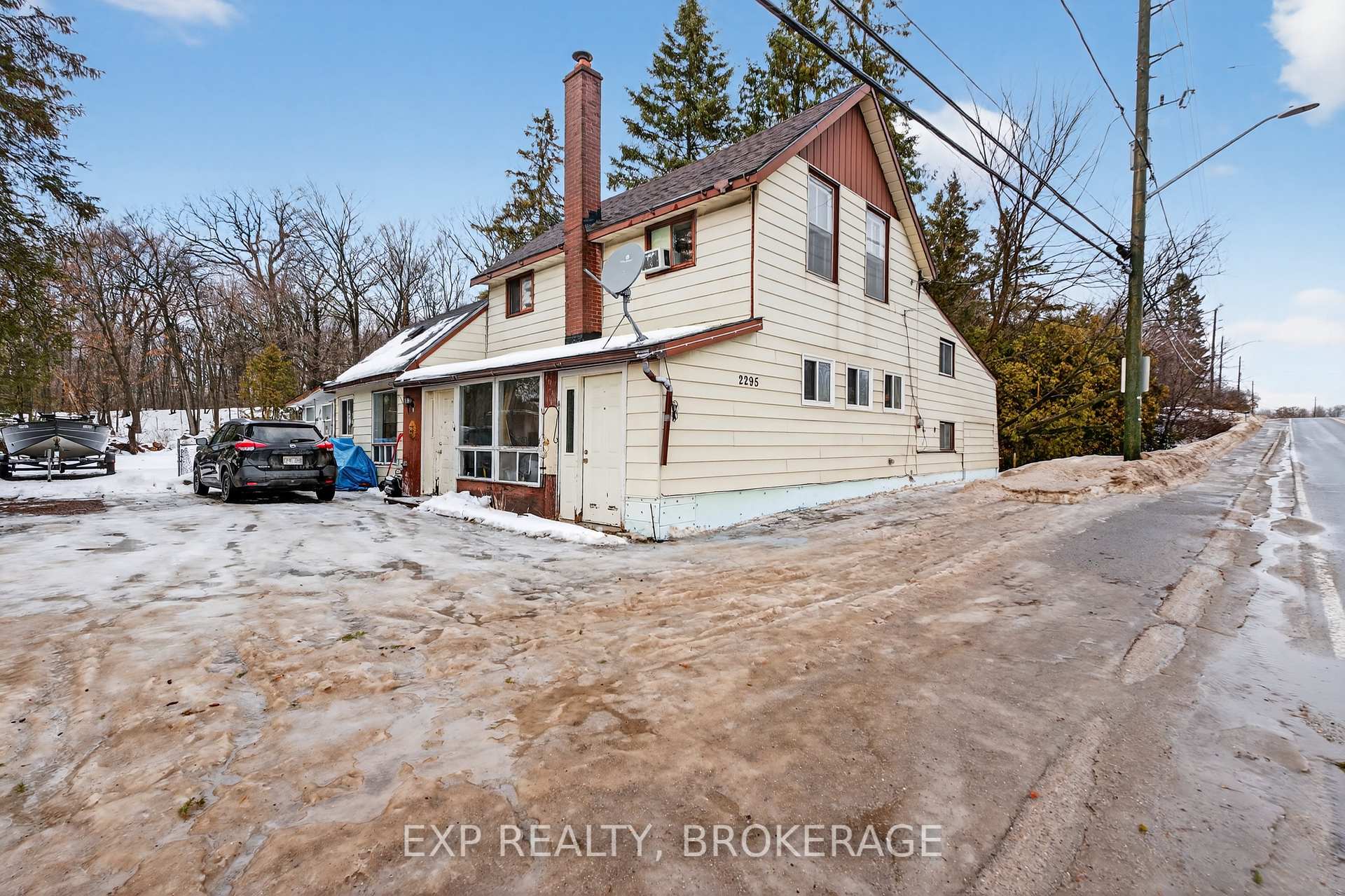 Photo 3 of 2295 Sydenham Road, Kingston, City North of 401 — HOMEH