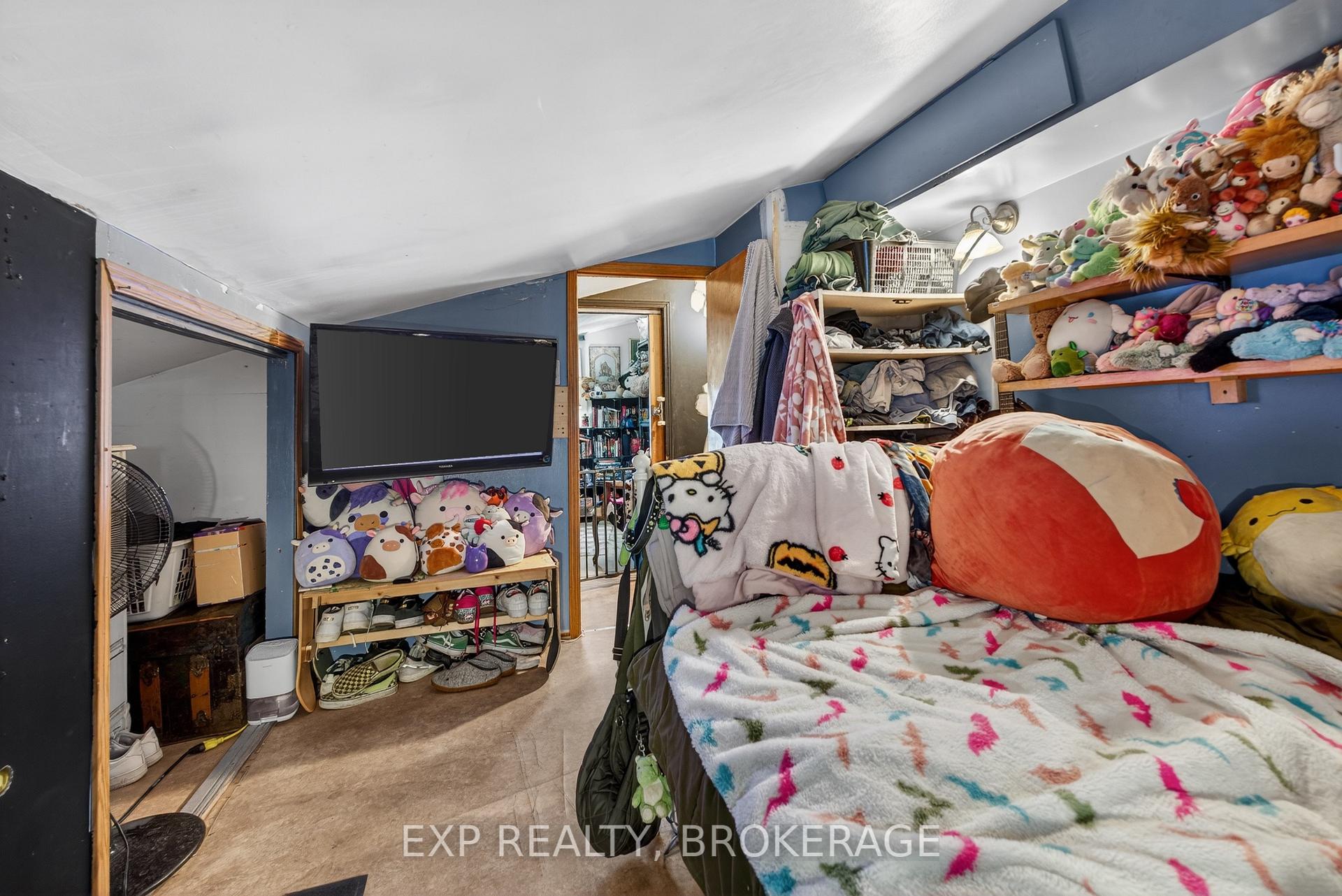 Photo 35 of 2295 Sydenham Road, Kingston, City North of 401 — HOMEH