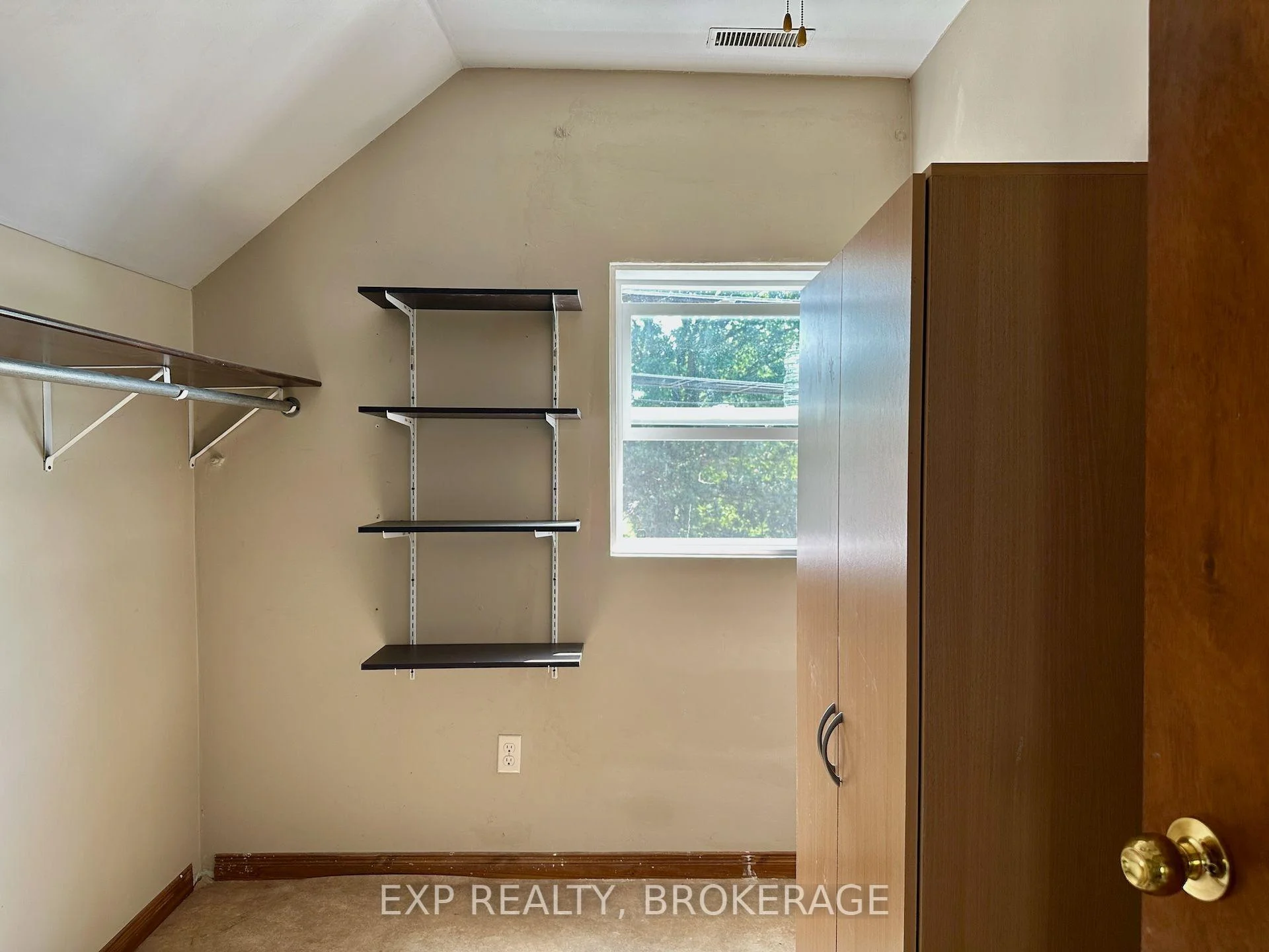 Photo 30 of 2295 Sydenham Road, Kingston, City North of 401 — HOMEH