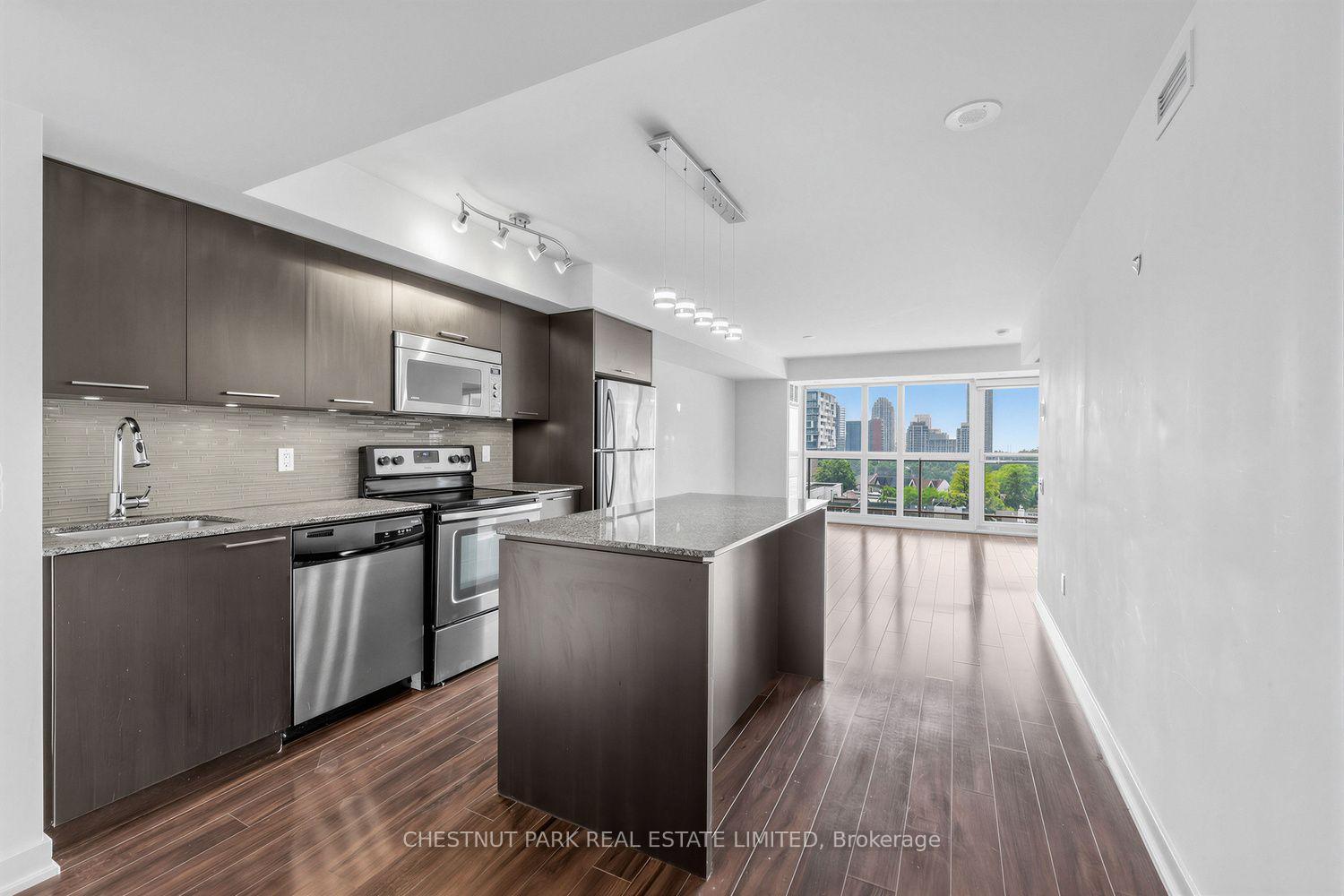 Photo 3 of Unit 703, 78 Tecumseth Street, Toronto, Niagara — HOMEH
