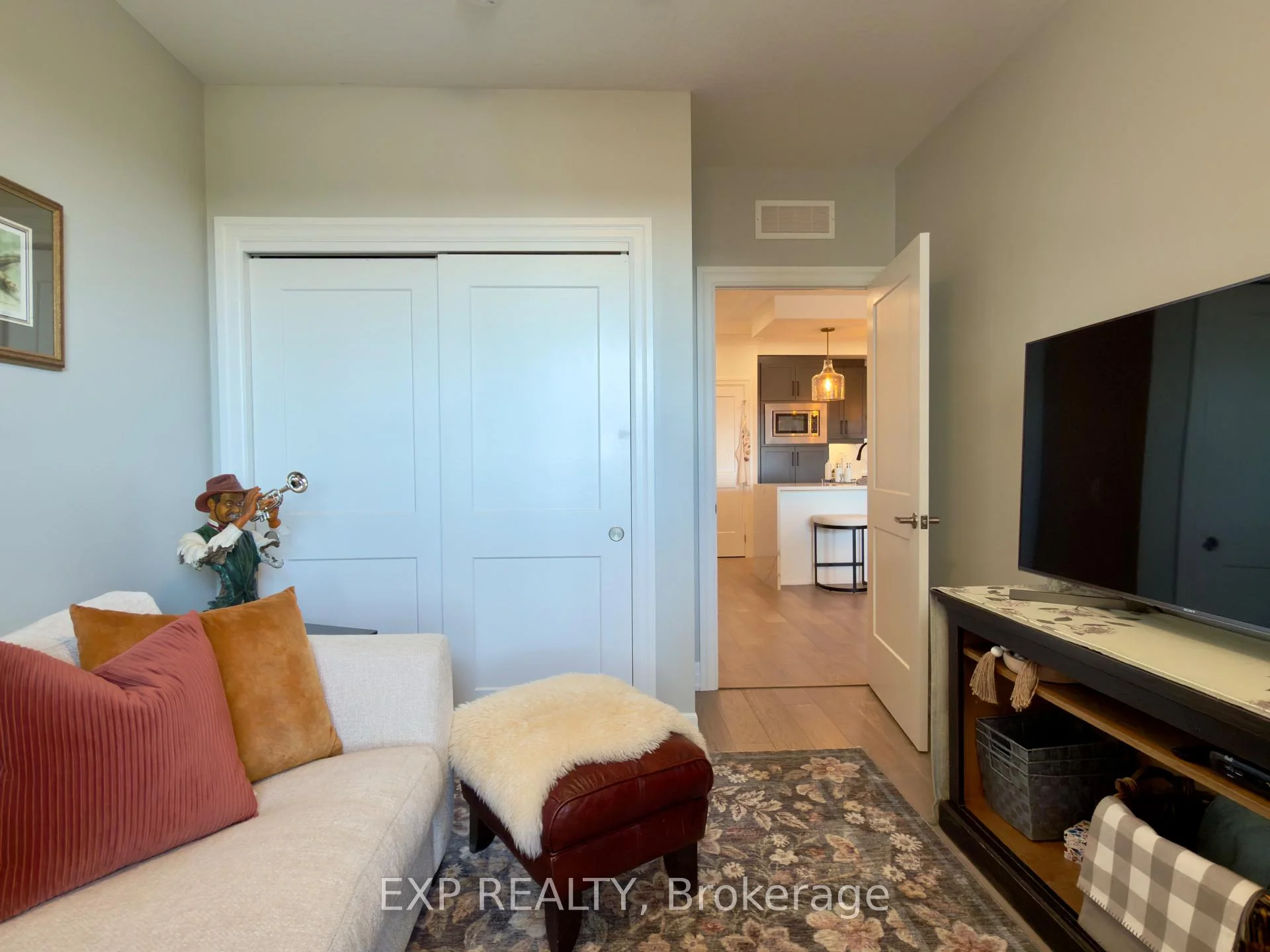 Photo 53 of Unit 508, 460 Callaway Road, London, North R — HOMEH