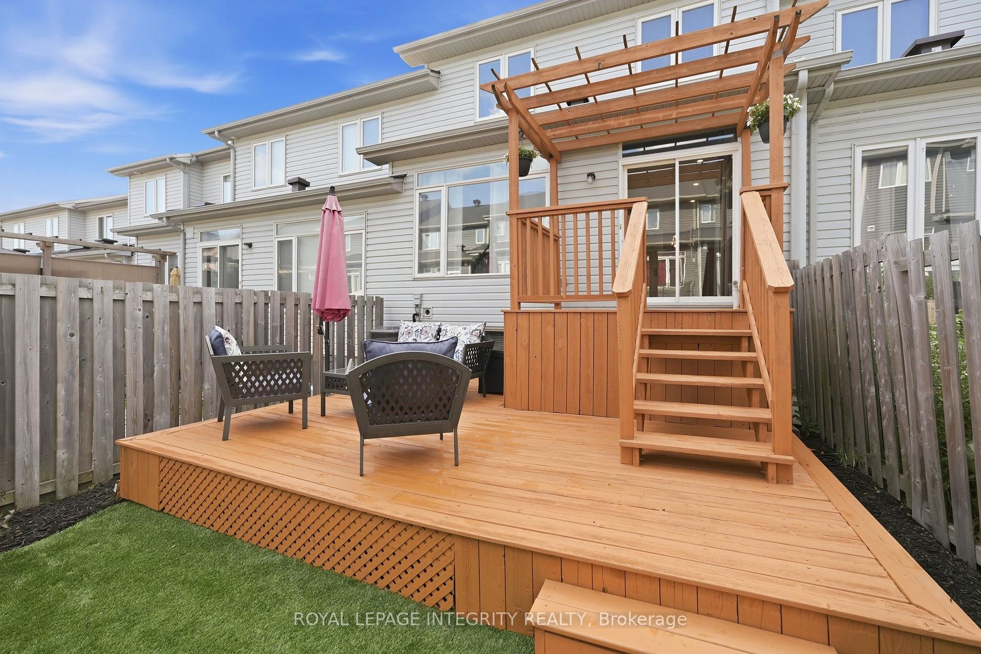 Photo 34 of 300 Rolling Meadow Crescent, Ottawa, Mer Bleue/Bradley Estates/Anderson Park — HOMEH