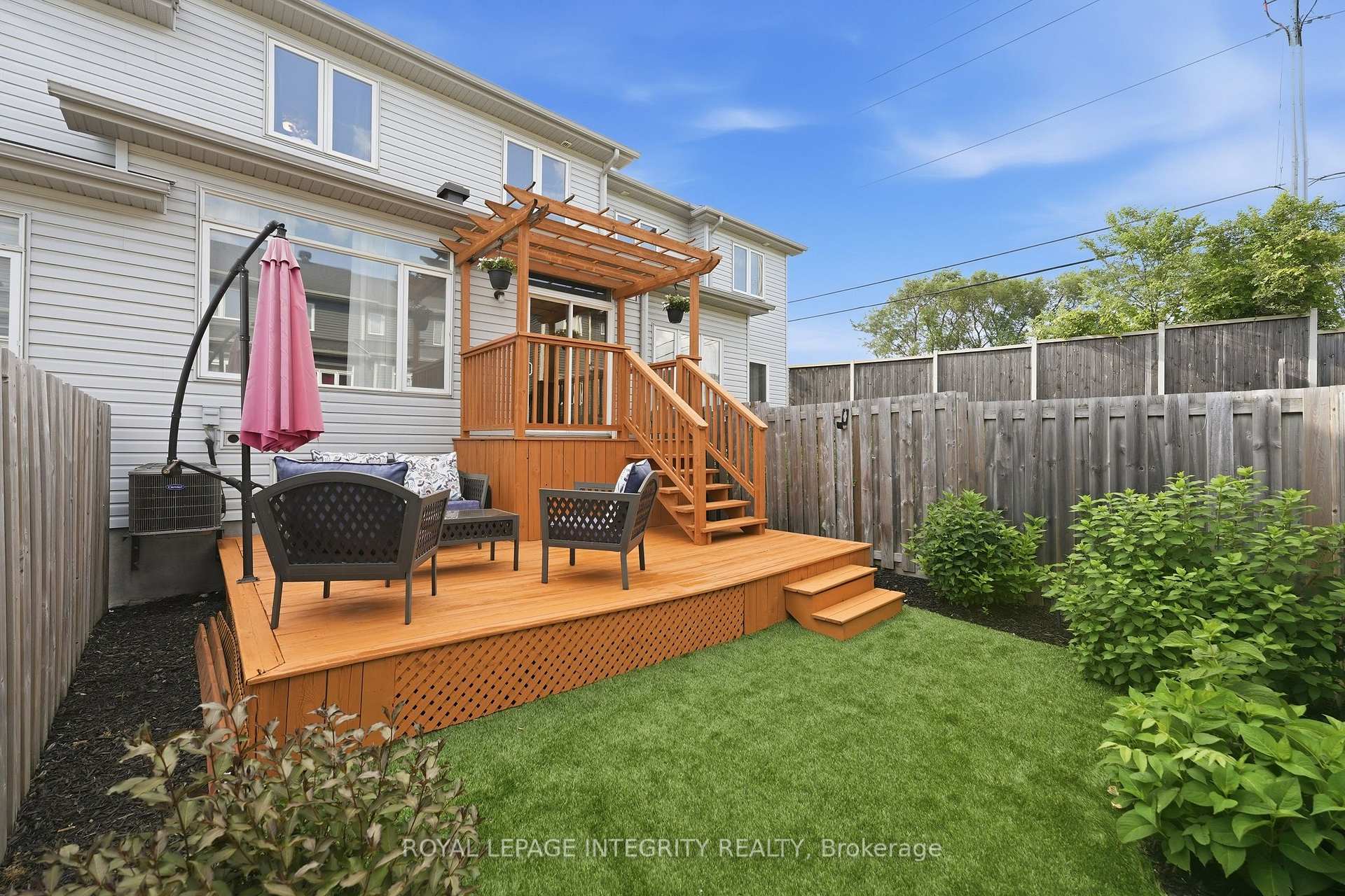 Photo 37 of 300 Rolling Meadow Crescent, Ottawa, Mer Bleue/Bradley Estates/Anderson Park — HOMEH