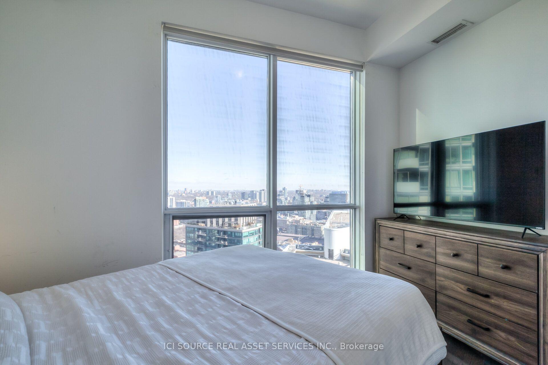 Photo 3 of Unit 3606, 1 The Esplanade, Toronto, Waterfront Communities — HOMEH