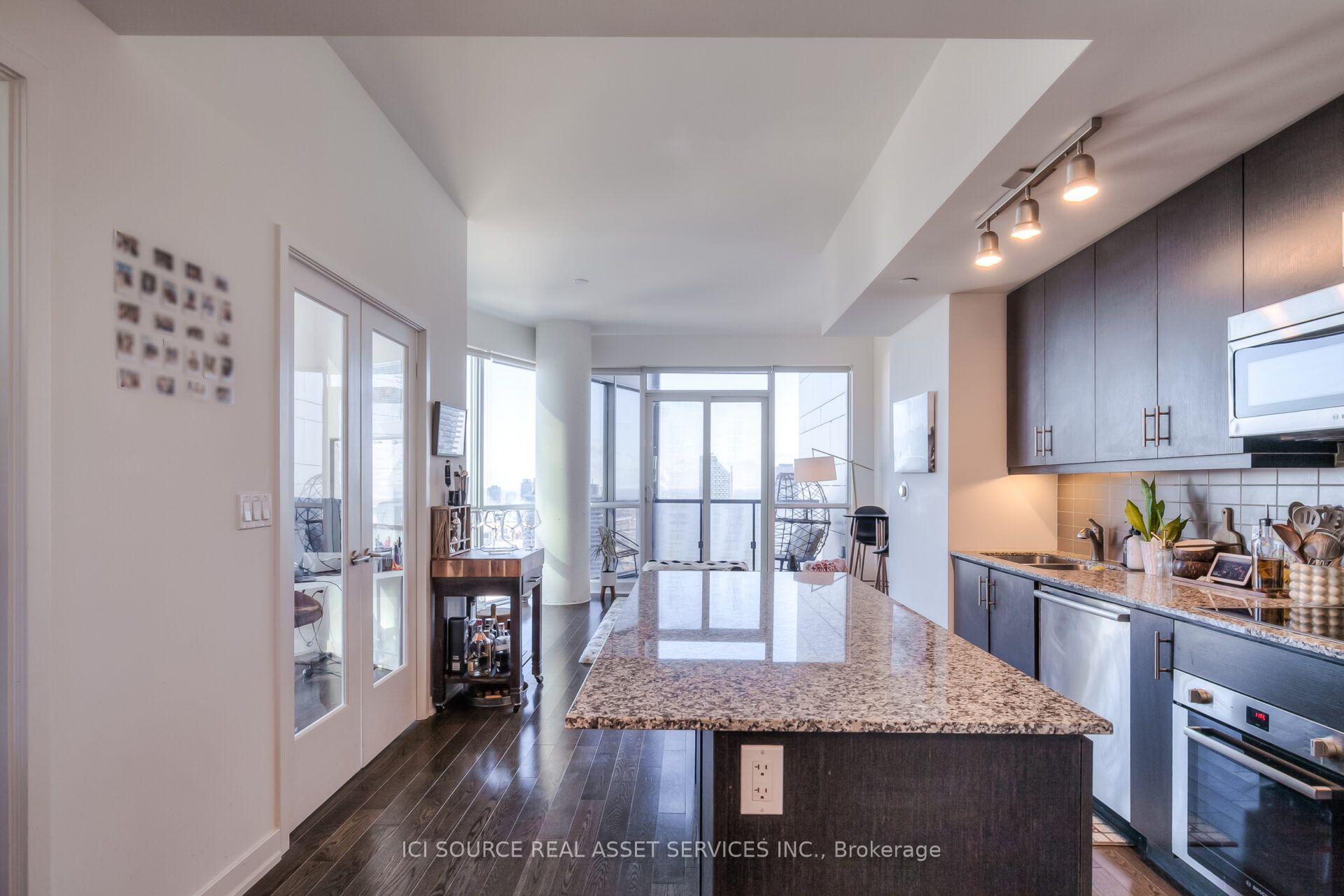 Photo 5 of Unit 3606, 1 The Esplanade, Toronto, Waterfront Communities — HOMEH