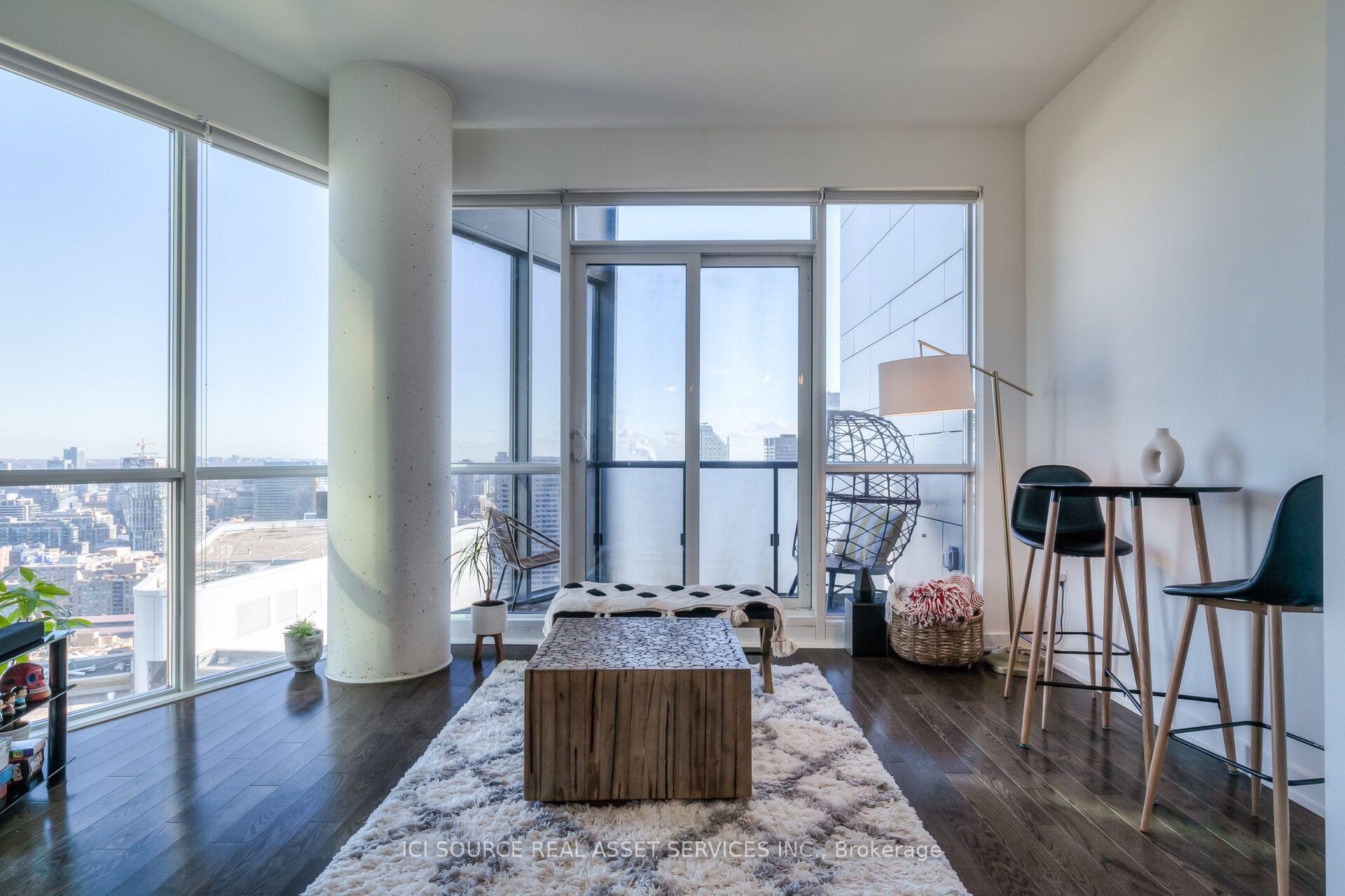 Photo 8 of Unit 3606, 1 The Esplanade, Toronto, Waterfront Communities — HOMEH