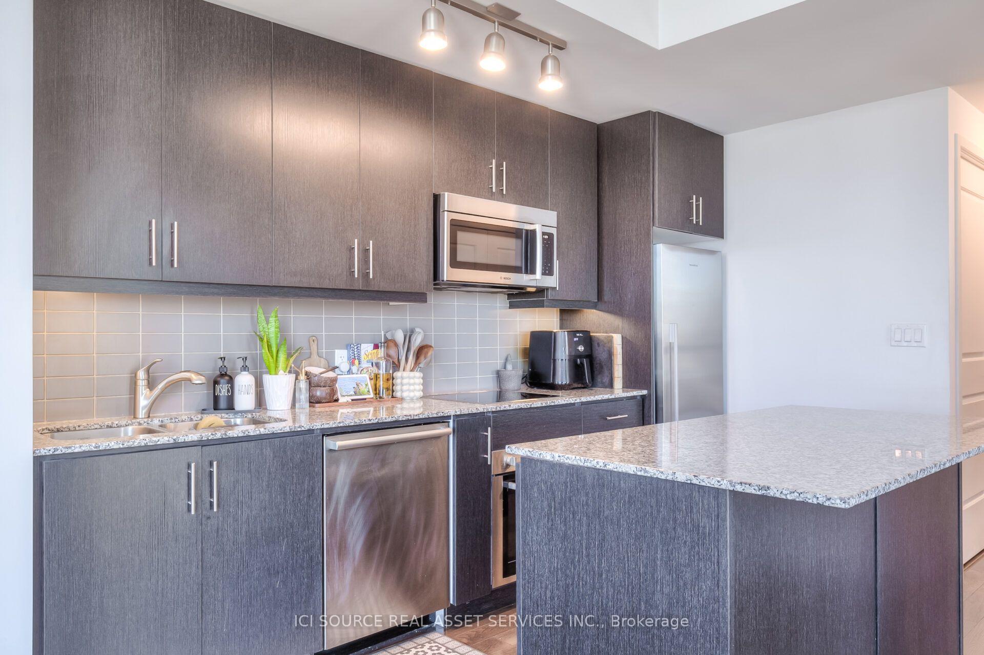 Photo 10 of Unit 3606, 1 The Esplanade, Toronto, Waterfront Communities — HOMEH