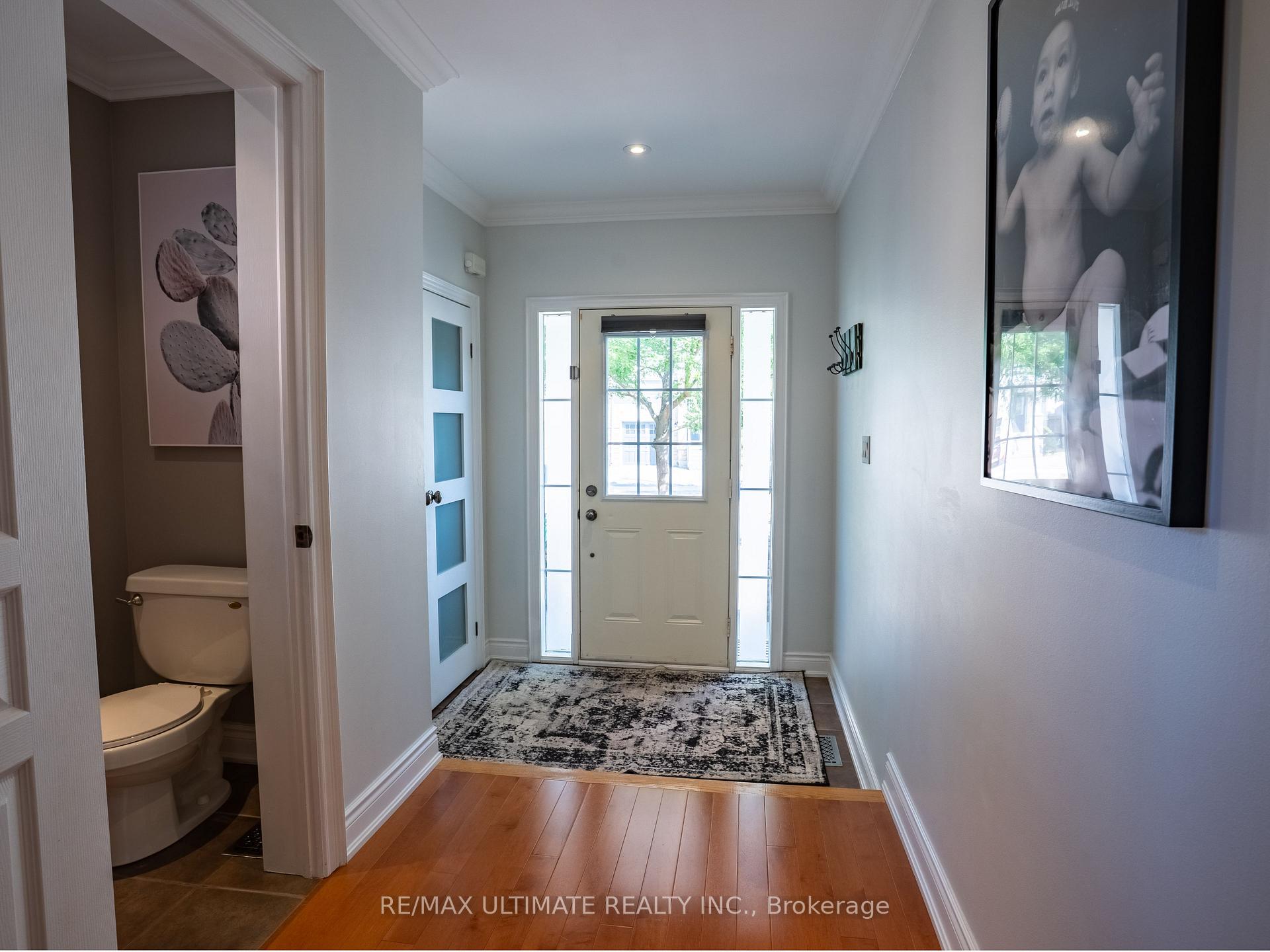 Photo 4 of 43 Shelbourne Drive, Vaughan, Vellore Village — HOMEH