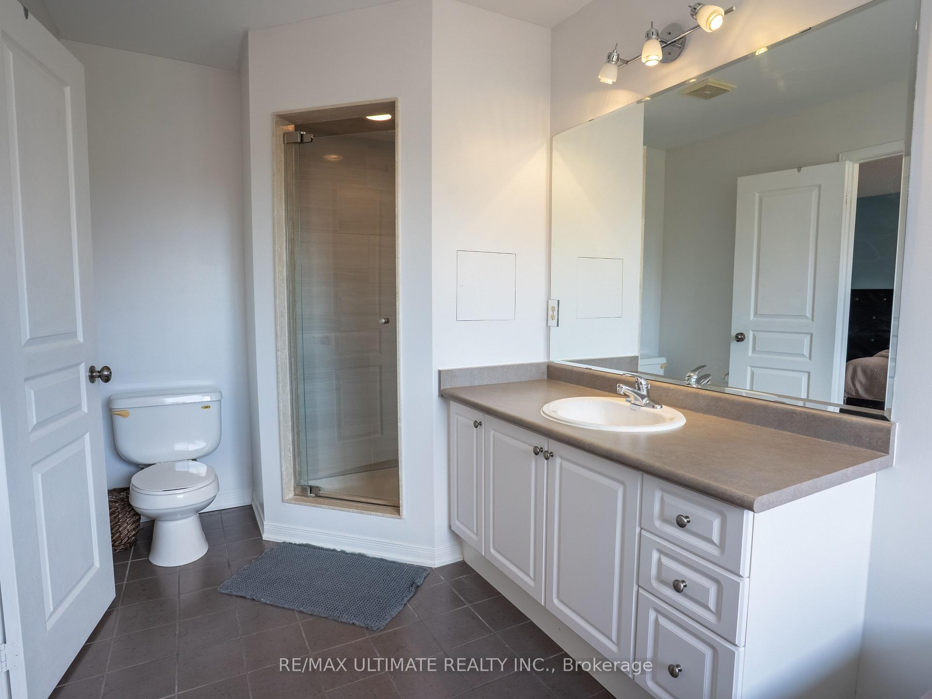 Photo 20 of 43 Shelbourne Drive, Vaughan, Vellore Village — HOMEH