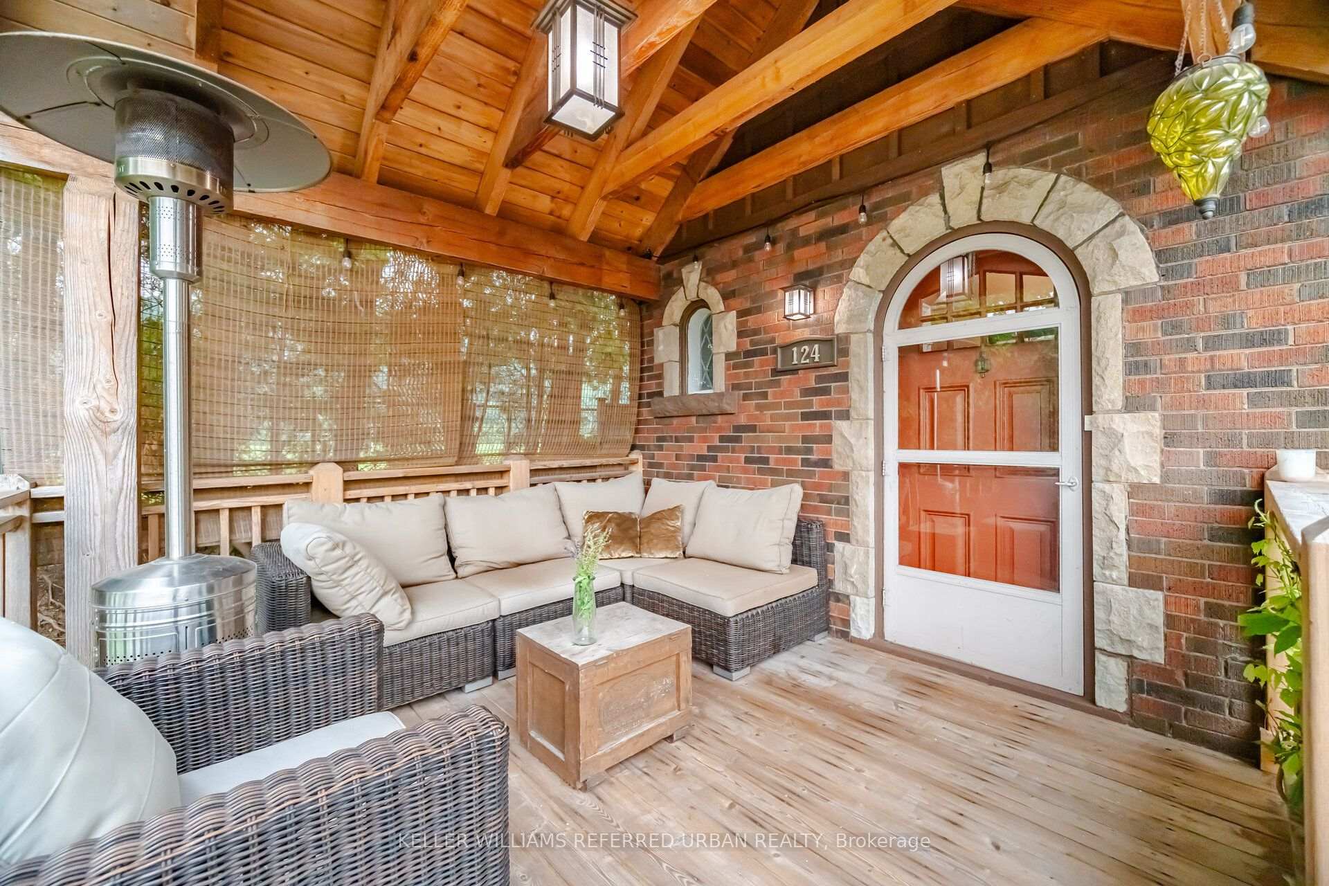 Photo 2 of 124 Kipling Road, Hamilton, Westdale — HOMEH
