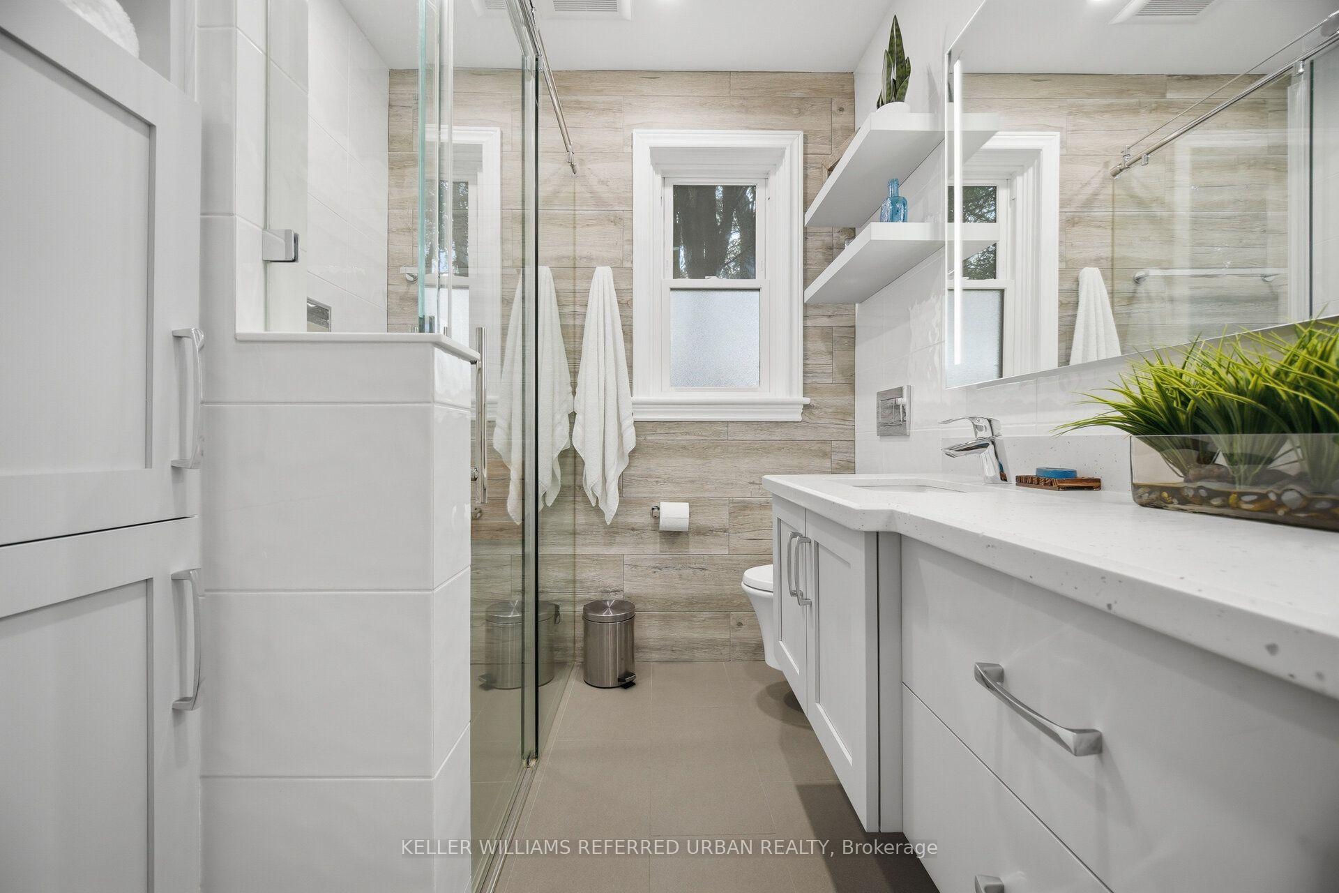 Photo 12 of 124 Kipling Road, Hamilton, Westdale — HOMEH