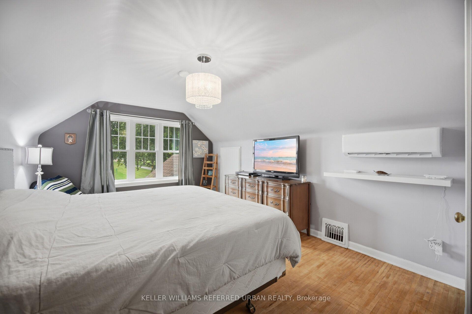 Photo 15 of 124 Kipling Road, Hamilton, Westdale — HOMEH