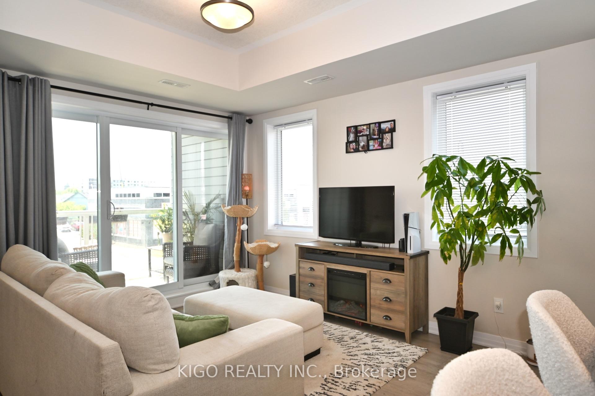 Photo 9 of 120 Seabrook Drive, Kitchener, Trussler — HOMEH