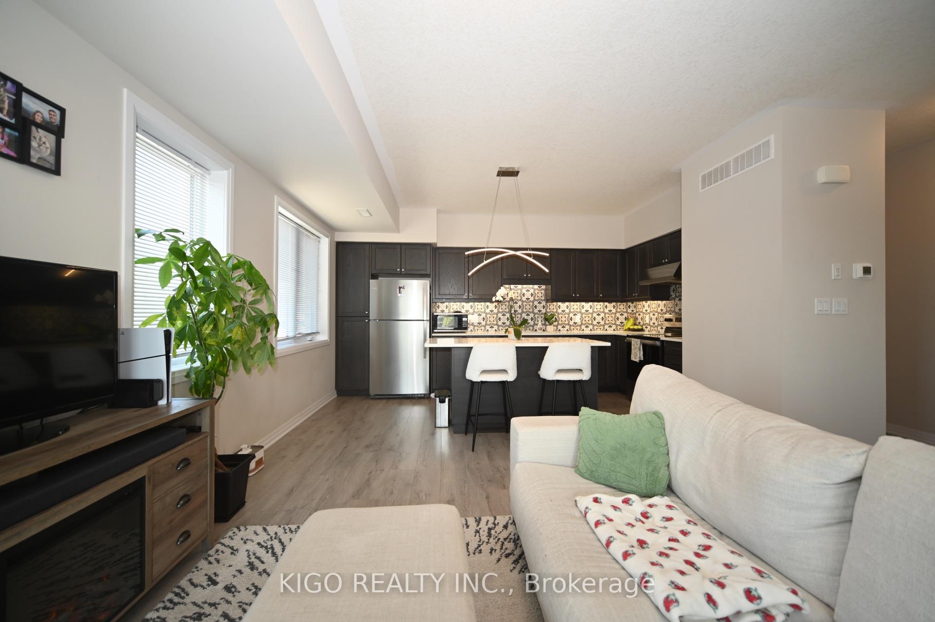 Photo 10 of 120 Seabrook Drive, Kitchener, Trussler — HOMEH