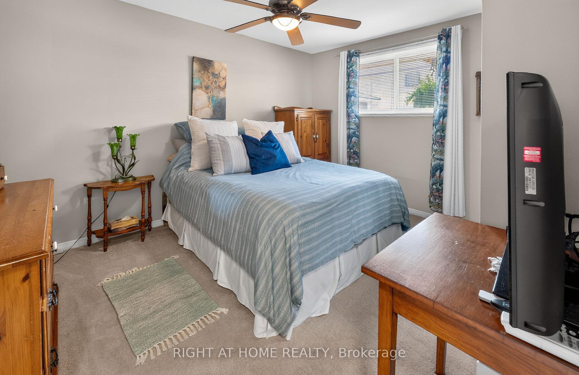 Photo 20 of 27 Dyer Street, St. Thomas — HOMEH
