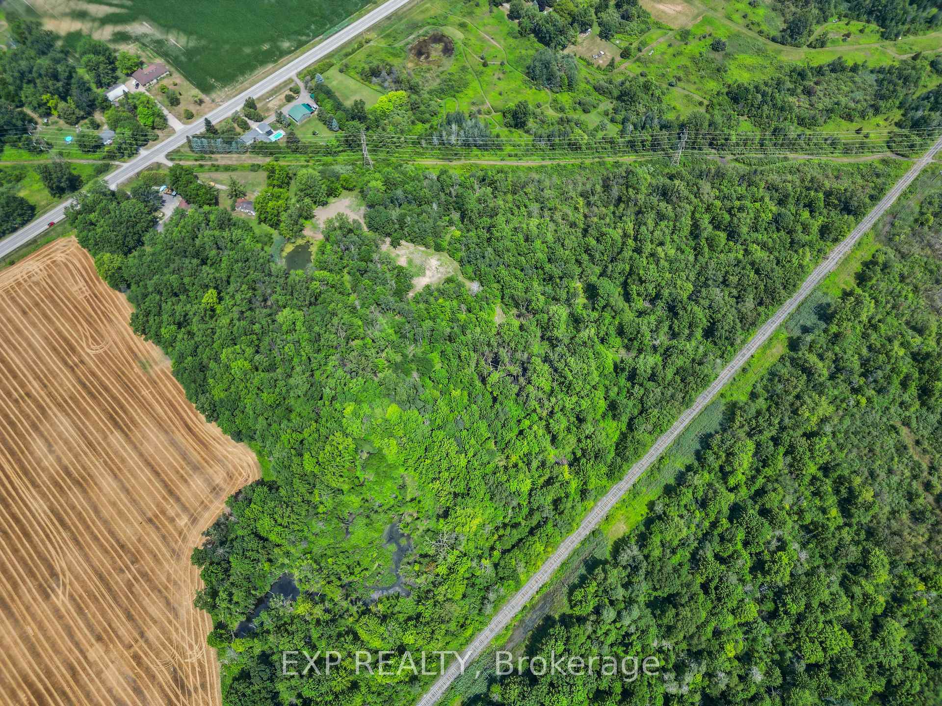 Photo 3 of 5857 Glendon Drive, Southwest Middlesex, Rural Southwest Middlesex — HOMEH
