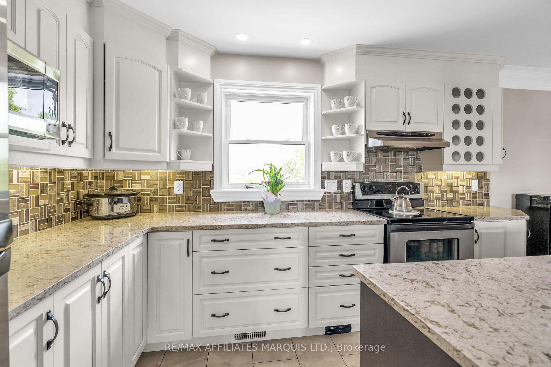 Photo 19 of 17623 Sandringham Road, North Stormont, North Stormont (Roxborough) Twp — HOMEH