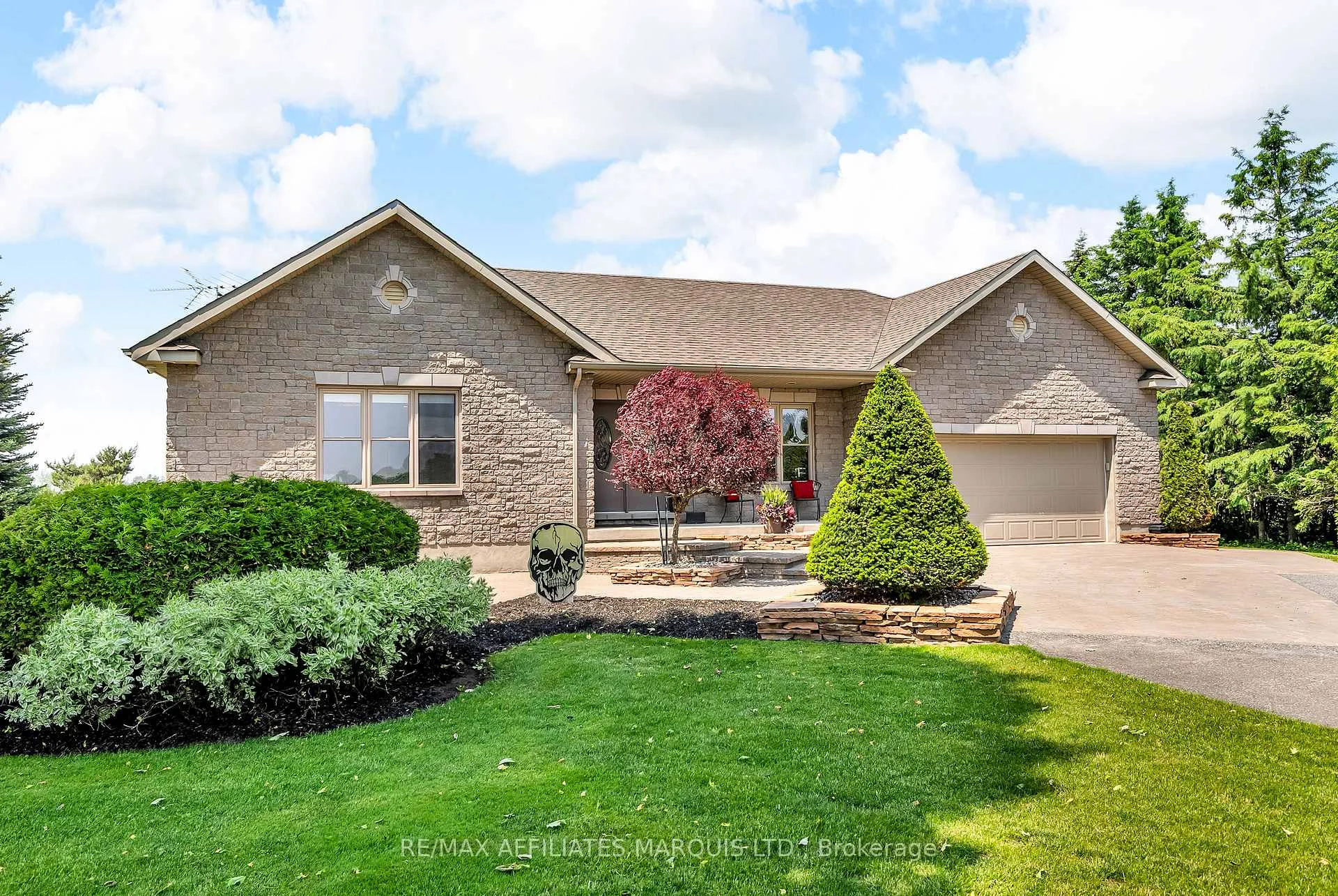 Photo 9 of 17623 Sandringham Road, North Stormont, North Stormont (Roxborough) Twp — HOMEH